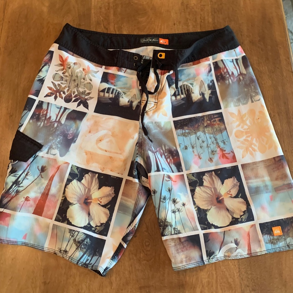 Men’s quicksilver board shorts Oahu size 36